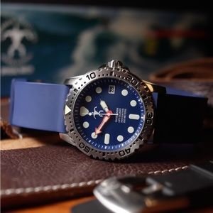 Big Blue Beauty - Hawaiian Lifeguard Association DIVE Watch